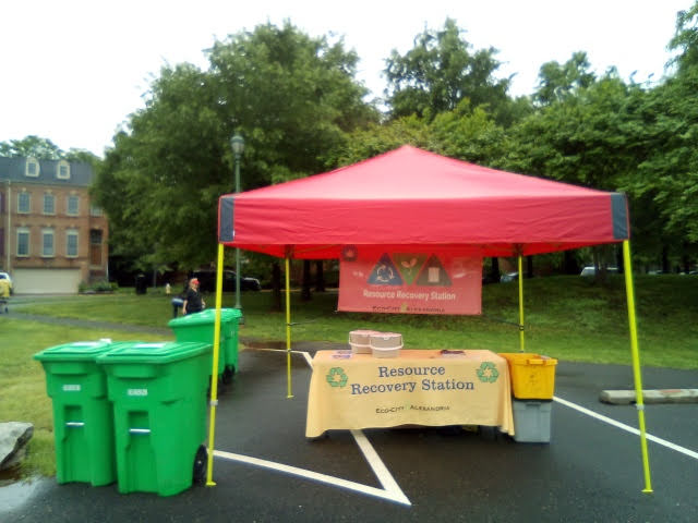Food composting station (red tent with three green food waste carts) at Ben Brenman Park farmers' Market