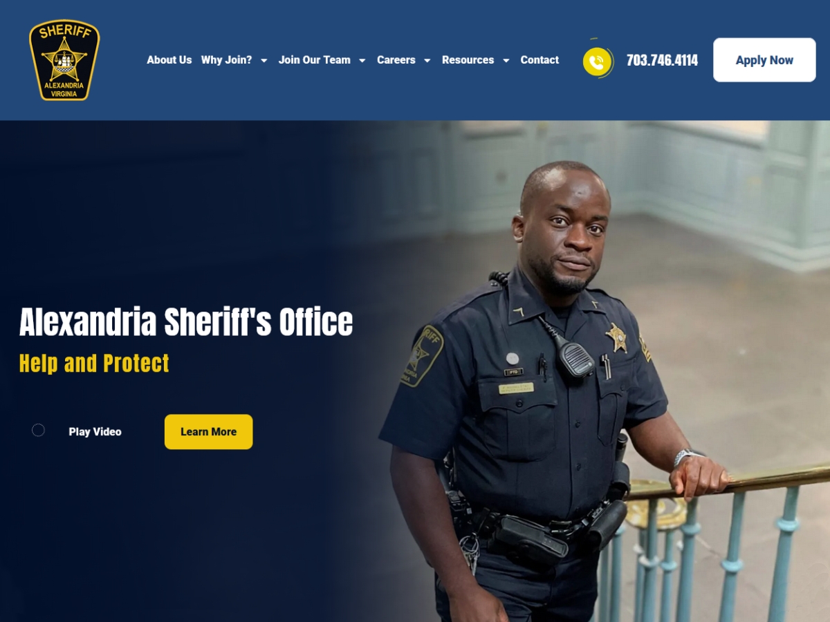 Screen view of recruiting website with deputy in blue uniform standing on stairs in the courthouse 