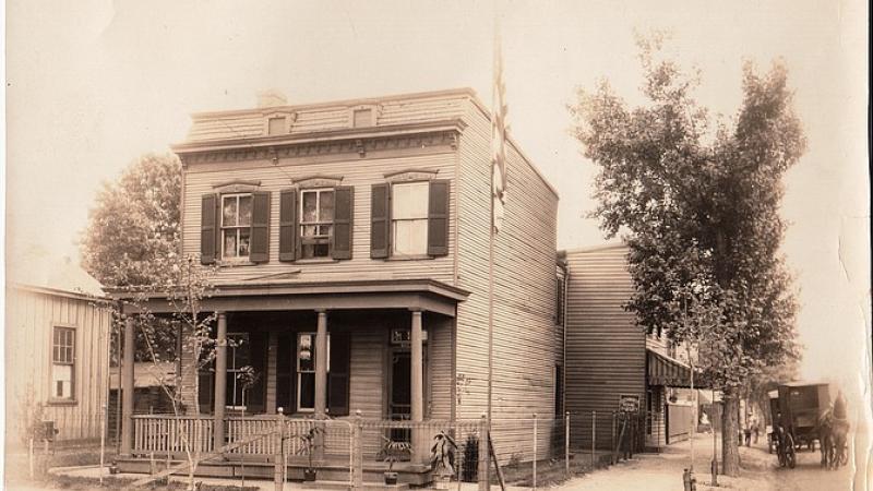 Pendleton House Historic Photo