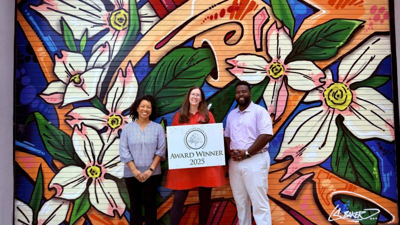Torpedo Factory Loading Mural Beautification Winner
