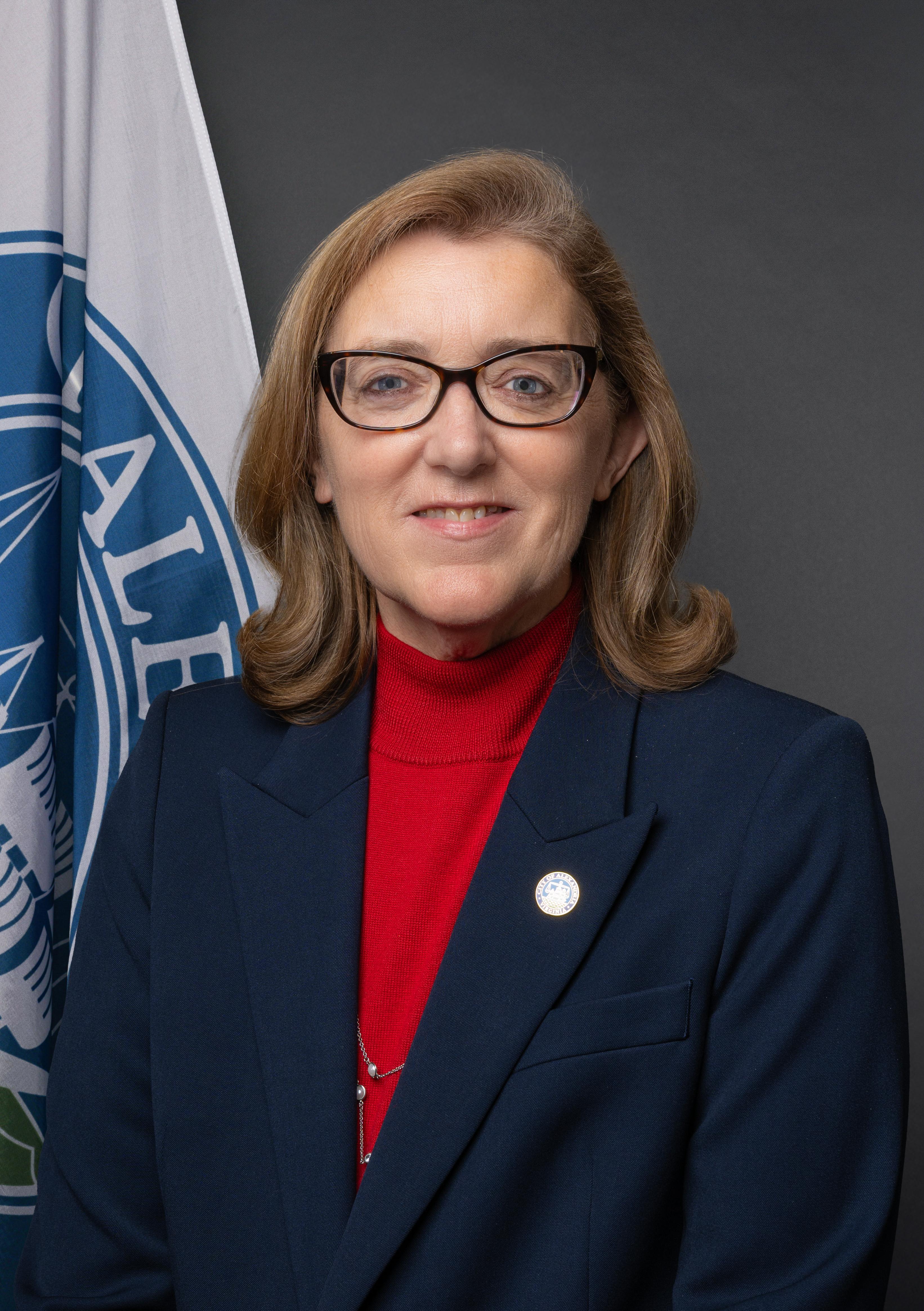 Headshot of Deputy City Manager Jane Christenson