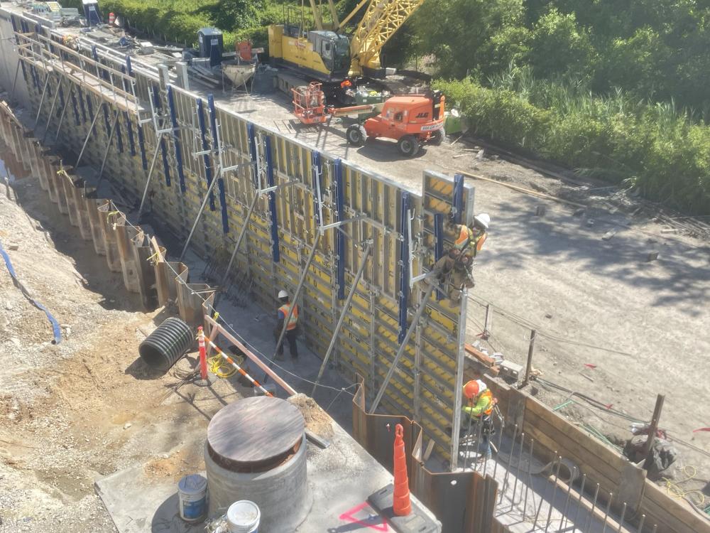 installation of wall forms – retaining wall