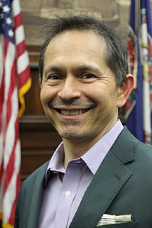 Headshot of Dan Medina (2022)