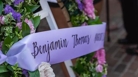 Benjamin Thomas Memorial Wreath